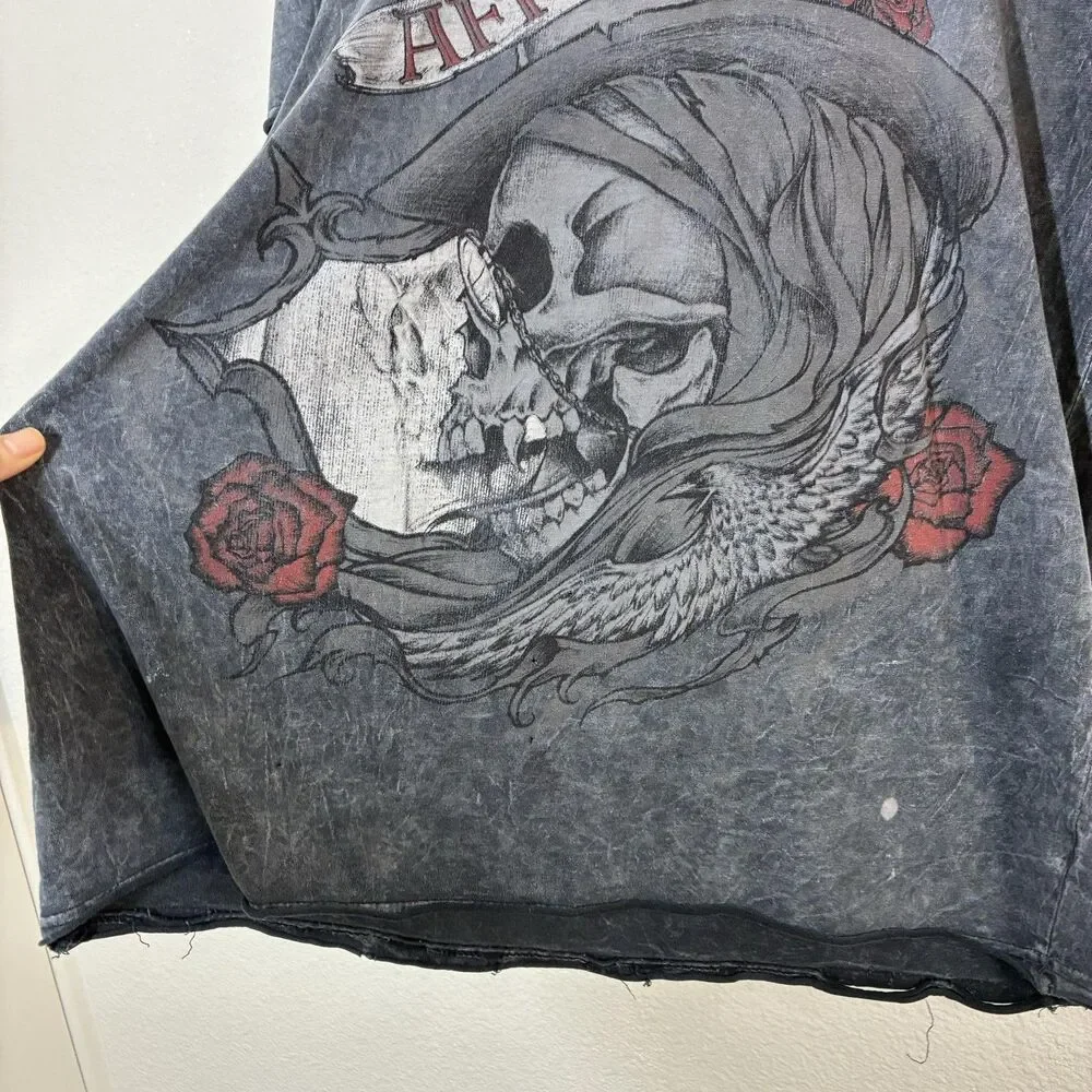 Affliction Shirt Womens Large Gray Skull Roses Top Hat Graphic Tee Gothic